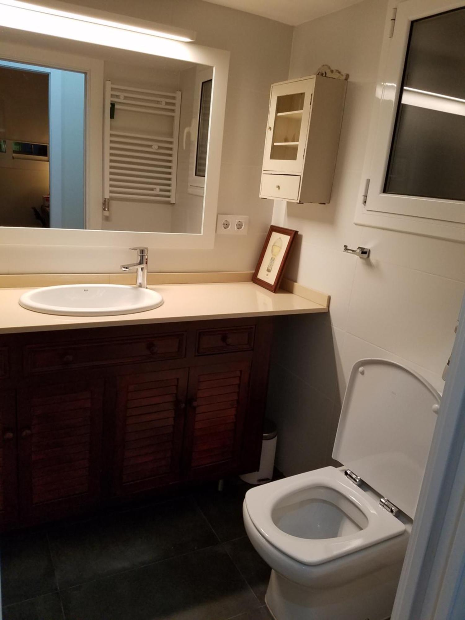 Lejlighed 2 Bedrooms 2 Bathroom 30 Nigth Min Wifi Washmachime Elevator Ac Heather Barcelona